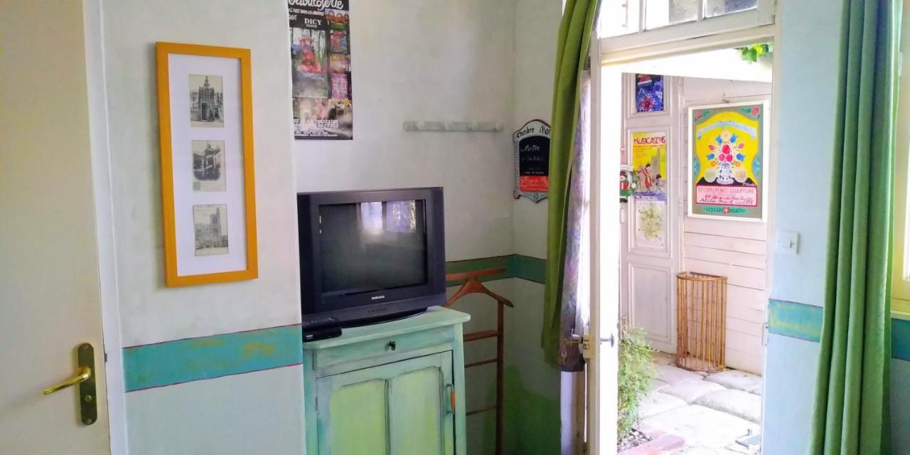 Ferme De L'Art Rural Et Populaire Panzió Maillot Kültér fotó