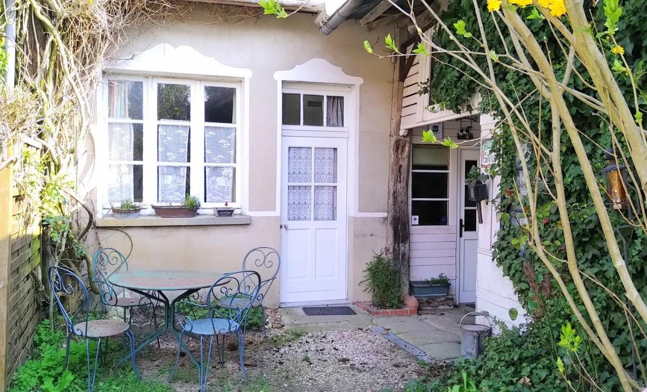 Ferme De L'Art Rural Et Populaire Panzió Maillot Kültér fotó